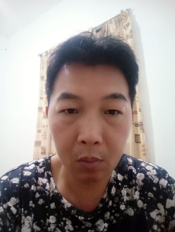 繁华哀伤的第一张照片--光泽相亲网