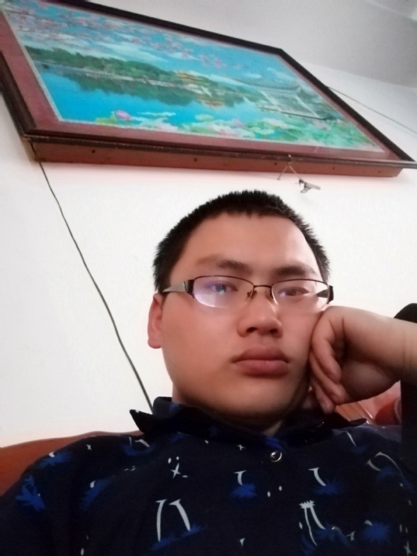 90男孩的第一张照片--光泽相亲网