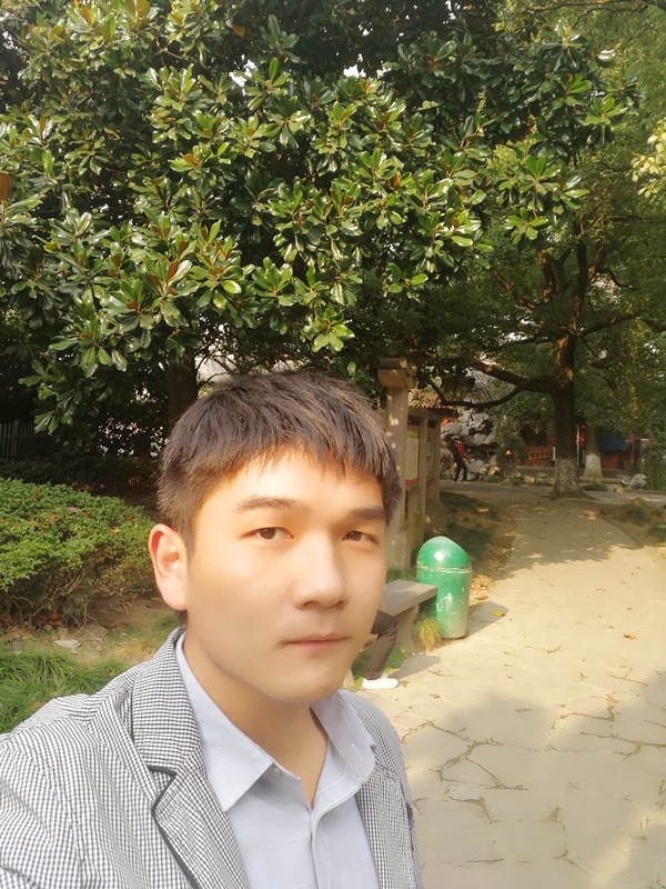 暂时的第一张照片--光泽相亲网