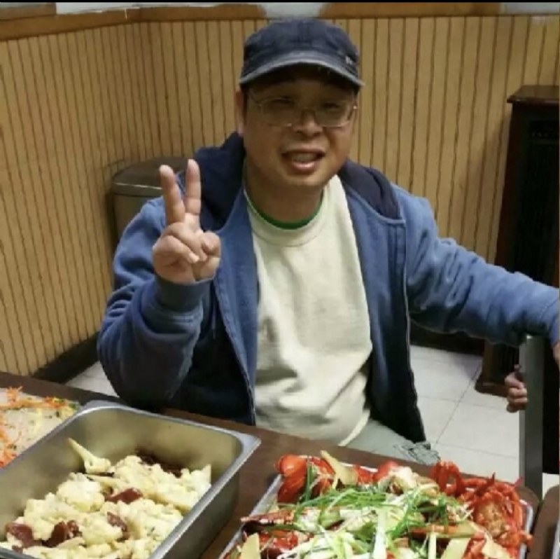 wally的第一张照片--光泽相亲网