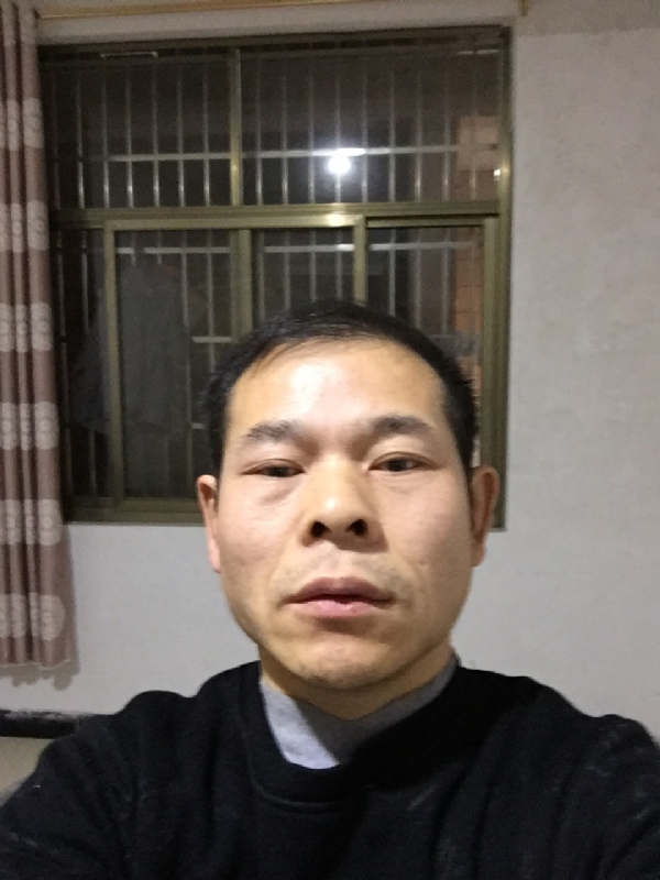 徐徐清风的第一张照片--光泽相亲网