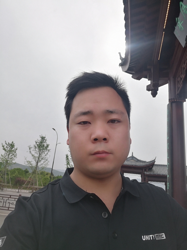 微笑的第一张照片--光泽相亲网