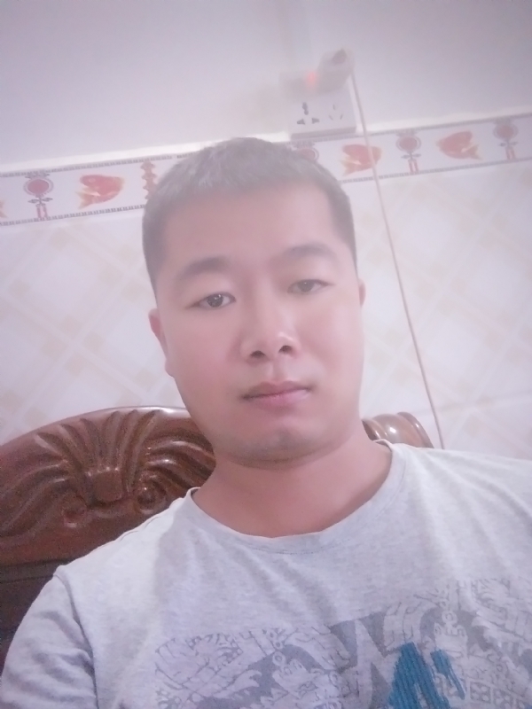 心雨的第一张照片--光泽相亲网