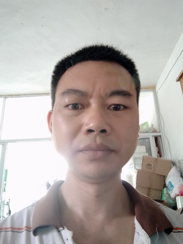 平凡一生的第三张照片--光泽相亲网