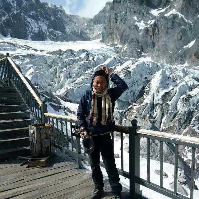 眯眯的第一张照片--光泽相亲网