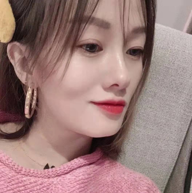 微醺的笑容的第一张照片--光泽相亲网