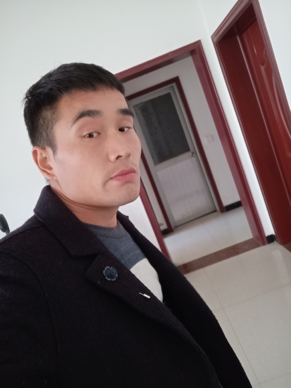 醒醒吧兄弟的第一张照片--光泽相亲网
