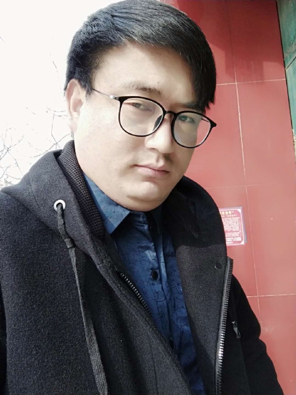 史凯的第一张照片--光泽相亲网