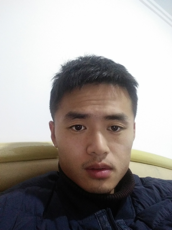 王的第一张照片--光泽相亲网
