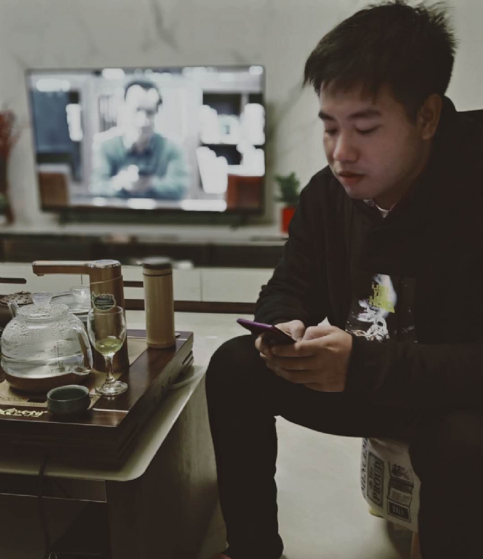 嗯今年能脱单吗的第一张照片--光泽相亲网