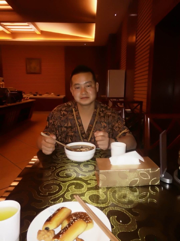 会飞的鱼的第一张照片--光泽相亲网