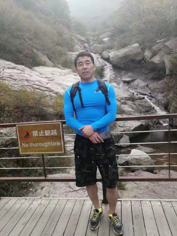 四季阳光的第一张照片--光泽相亲网