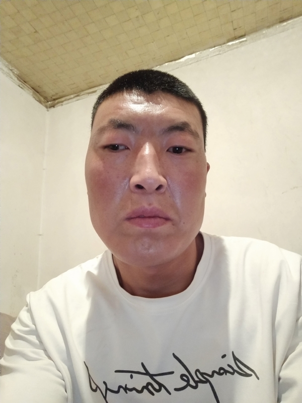 只为遇见你的第一张照片--光泽相亲网