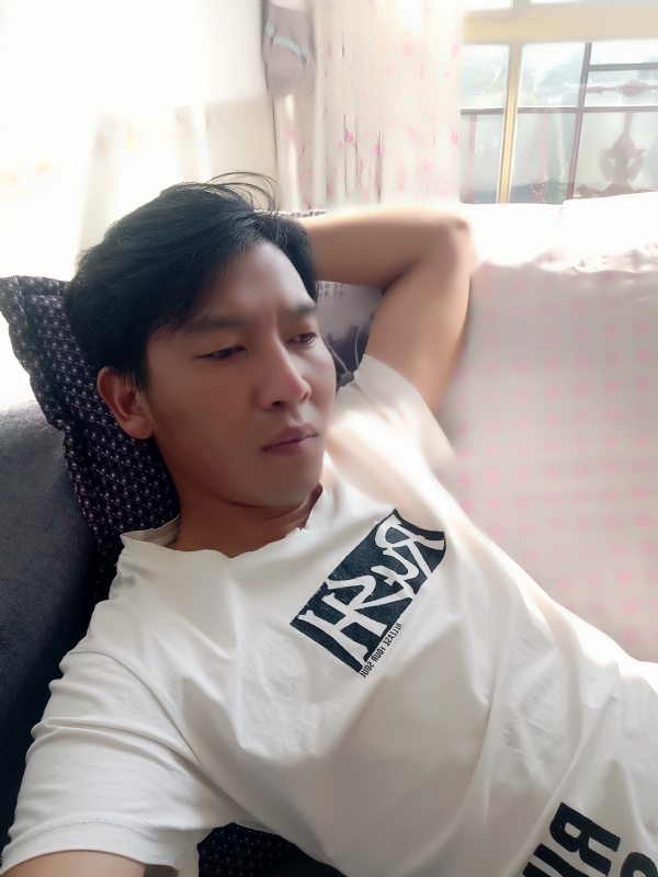 大通的第一张照片--光泽相亲网