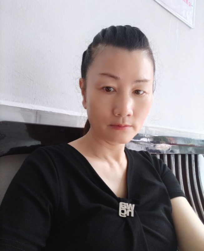 单只蝴蝶的第二张照片--光泽相亲网