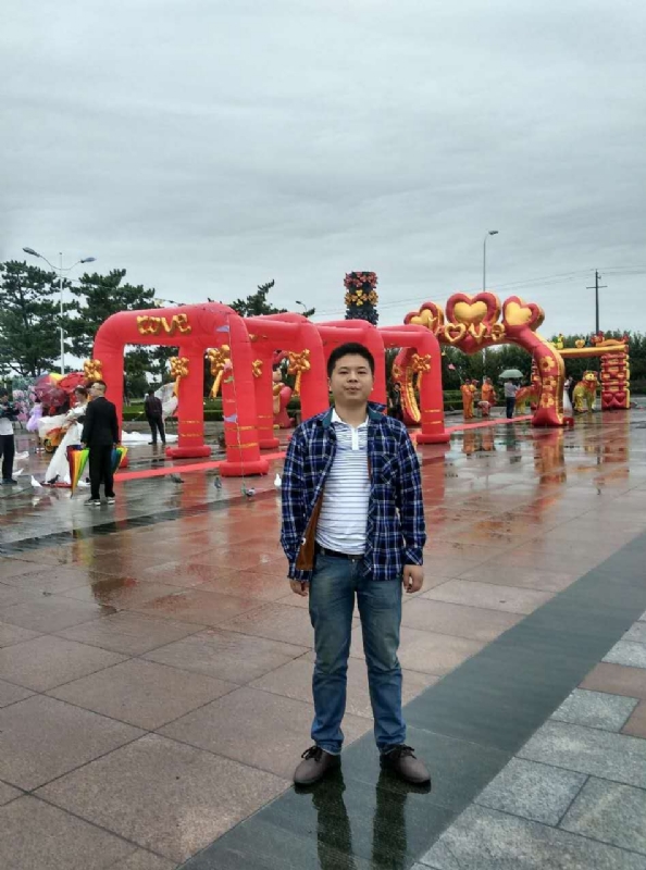 在奋斗的第三张照片--光泽相亲网