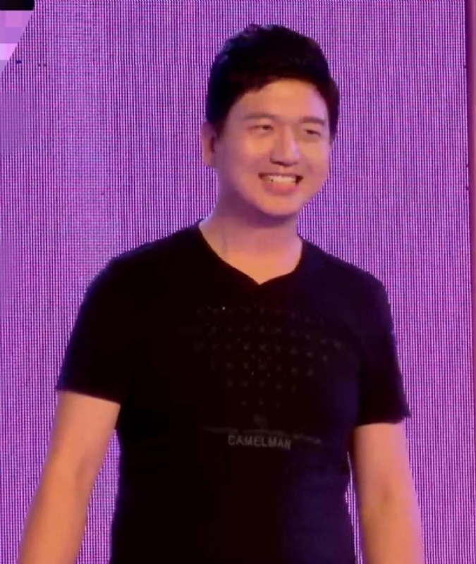风继续吹的第一张照片--光泽相亲网