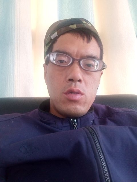 等待有缘人的第一张照片--光泽相亲网