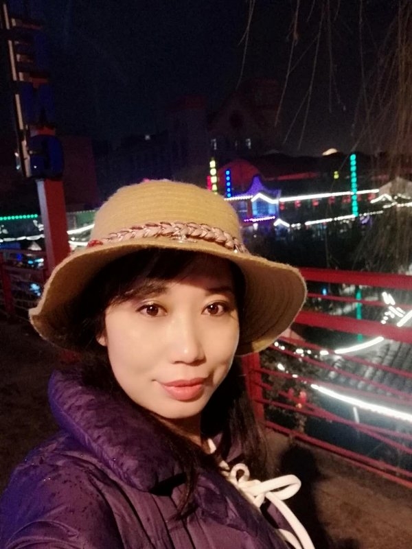阳光明媚的第一张照片--光泽相亲网