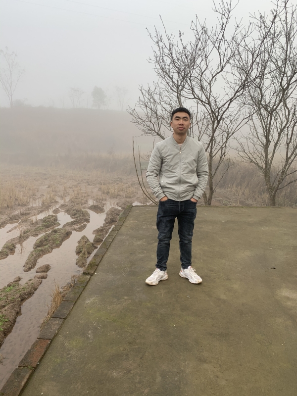迷路的小猪的第二张照片--光泽相亲网