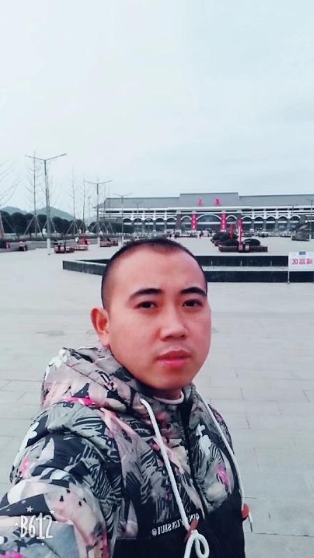 爱相随的第一张照片--光泽相亲网