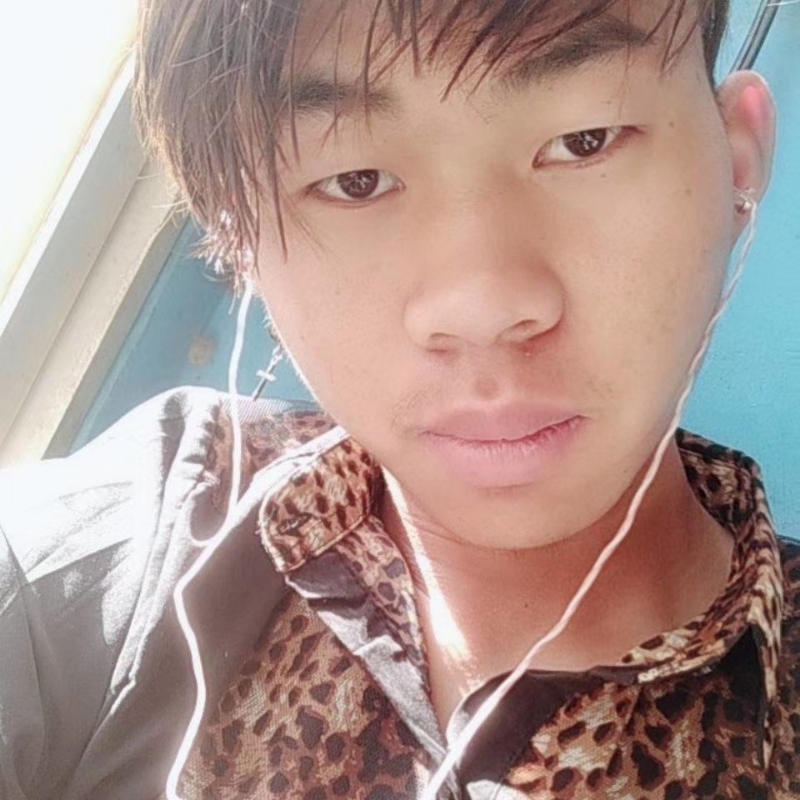 少年不在少的第三张照片--光泽相亲网
