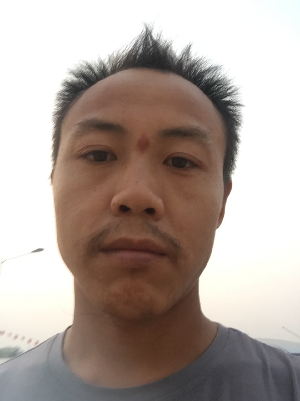 老曹的第一张照片--光泽相亲网