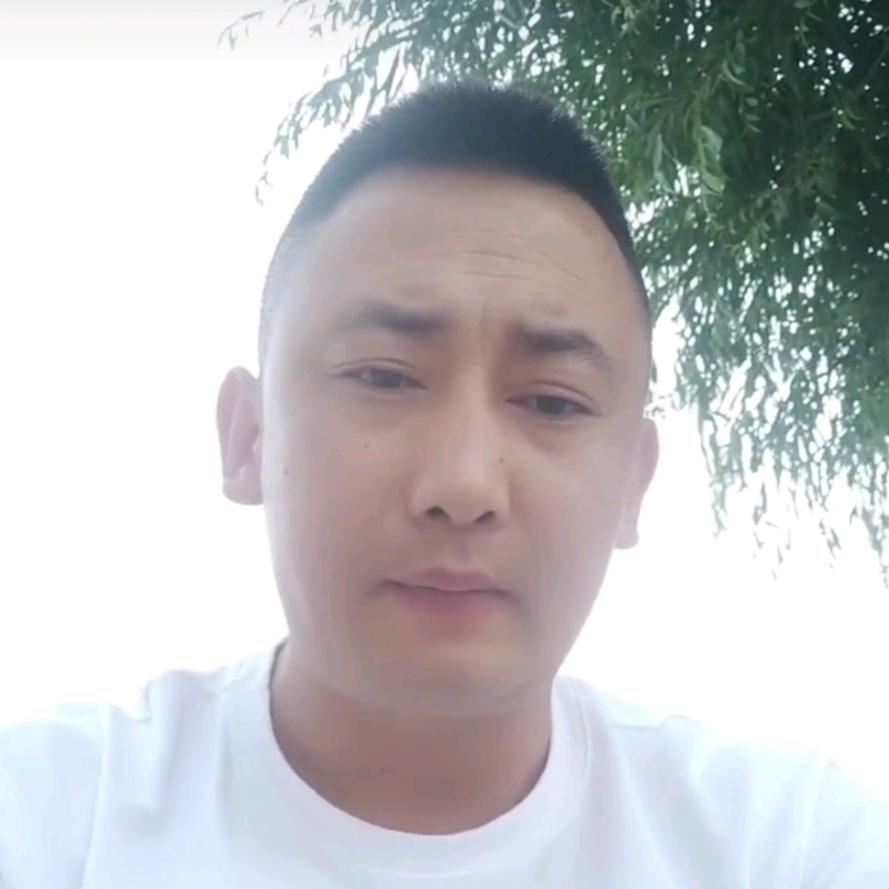 潇洒的第一张照片--光泽相亲网