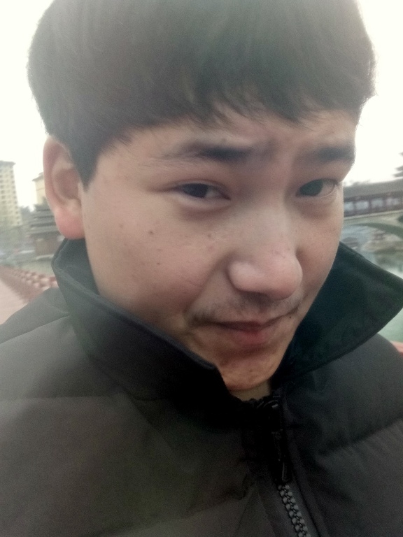 侗族青年作家超超的第二张照片--光泽相亲网