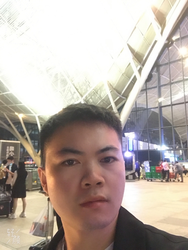 骑马的快乐的第一张照片--光泽相亲网