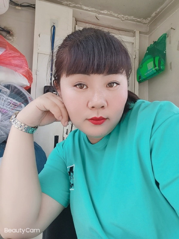 小不点的第一张照片--光泽相亲网