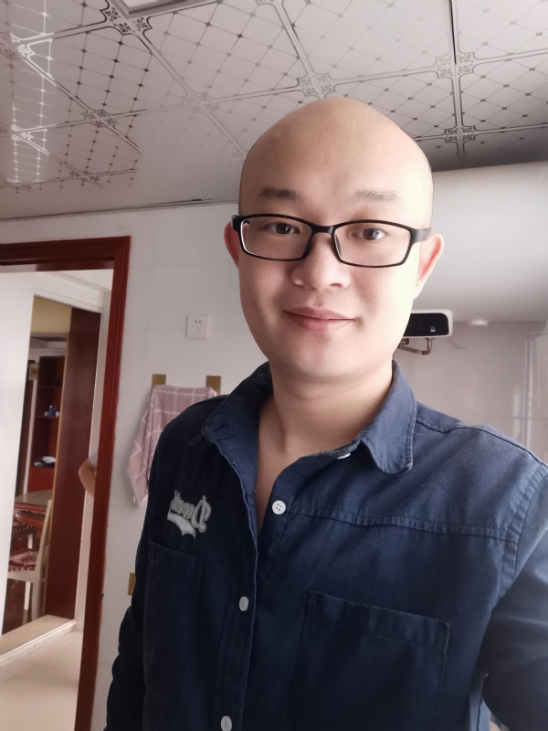 凝望远方的第一张照片--光泽相亲网