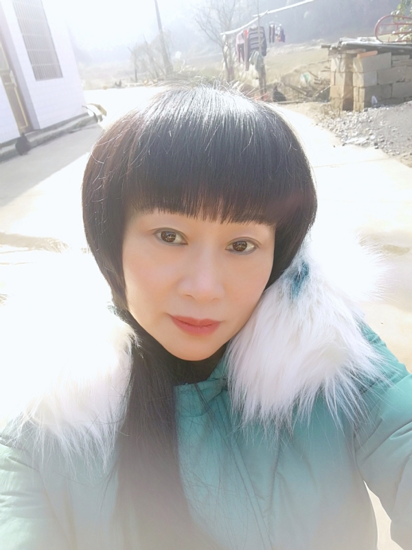 金鱼儿的第一张照片--光泽相亲网