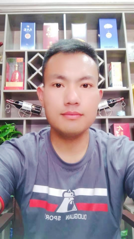钱乾的第一张照片--光泽相亲网