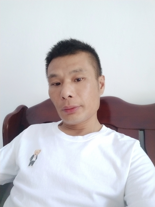 年少轻狂的第一张照片--光泽相亲网