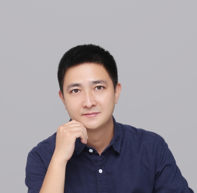 小丑的第一张照片--光泽相亲网
