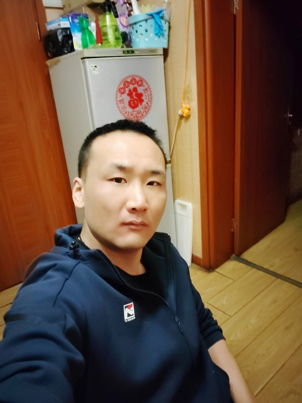 子昂的第一张照片--光泽相亲网
