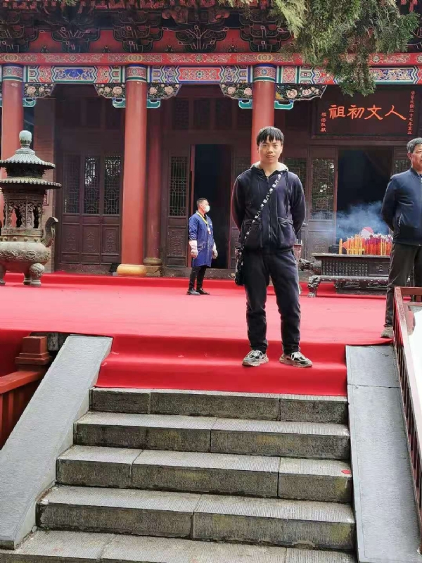 单身的小草的第三张照片--光泽相亲网
