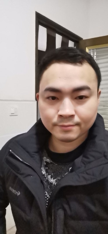 老实人的第一张照片--光泽相亲网