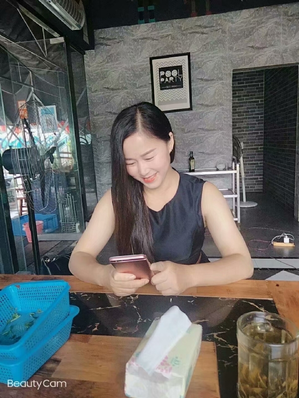 如不坚强弱给谁看的第一张照片--光泽相亲网
