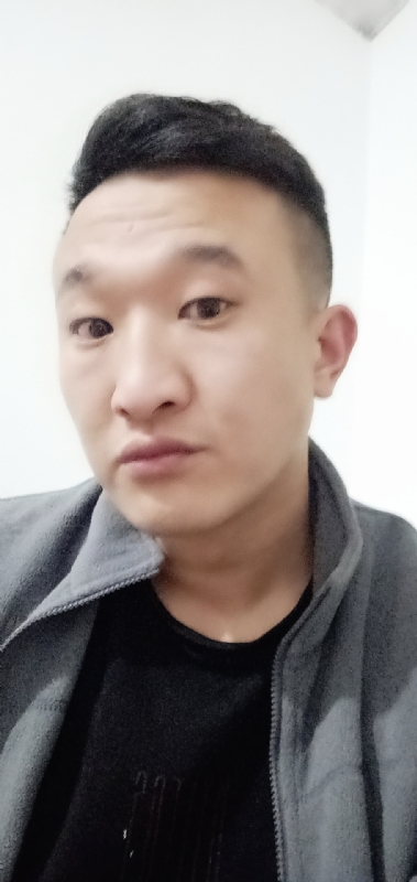 远山的第一张照片--光泽相亲网