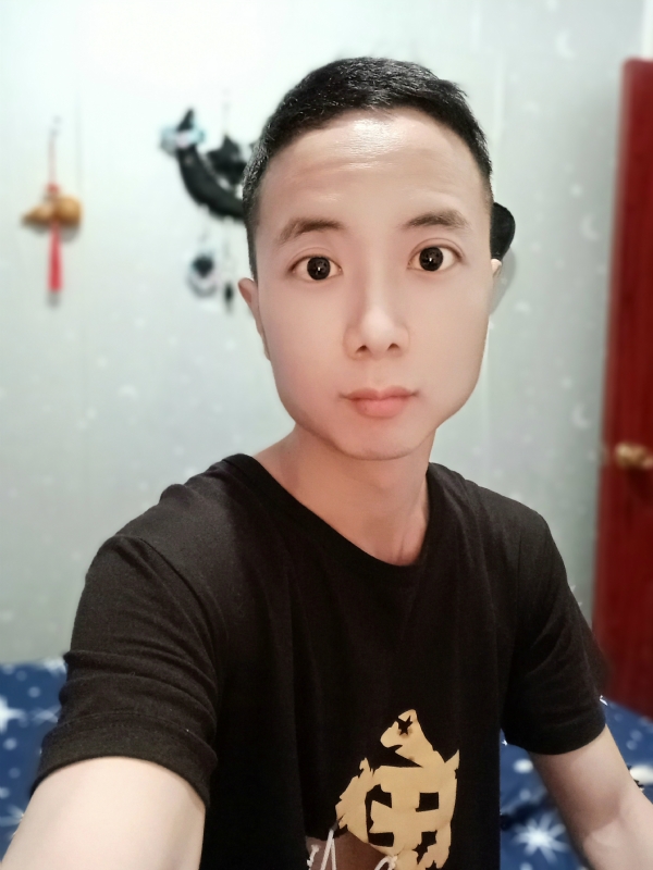轻柔的热风的第一张照片--光泽相亲网