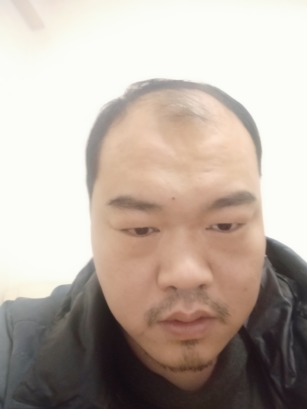 海阔天空的第一张照片--光泽相亲网