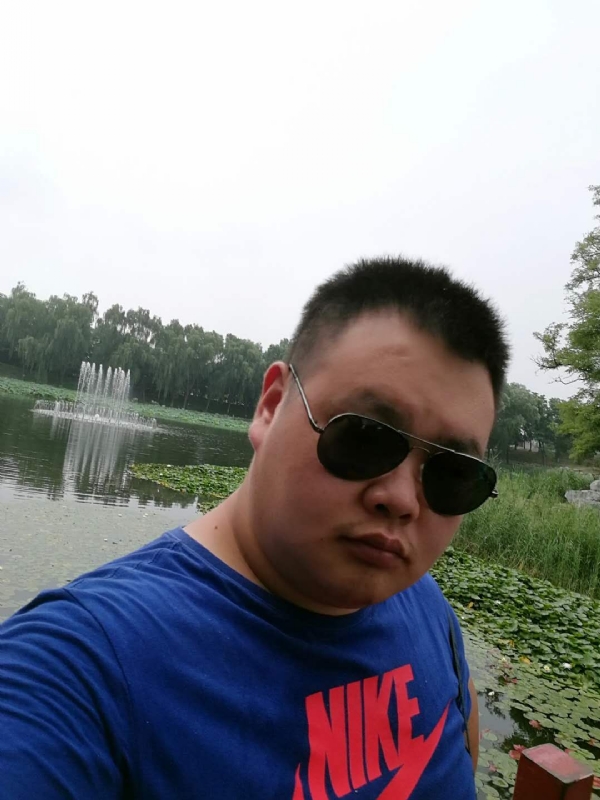 石头的第一张照片--光泽相亲网