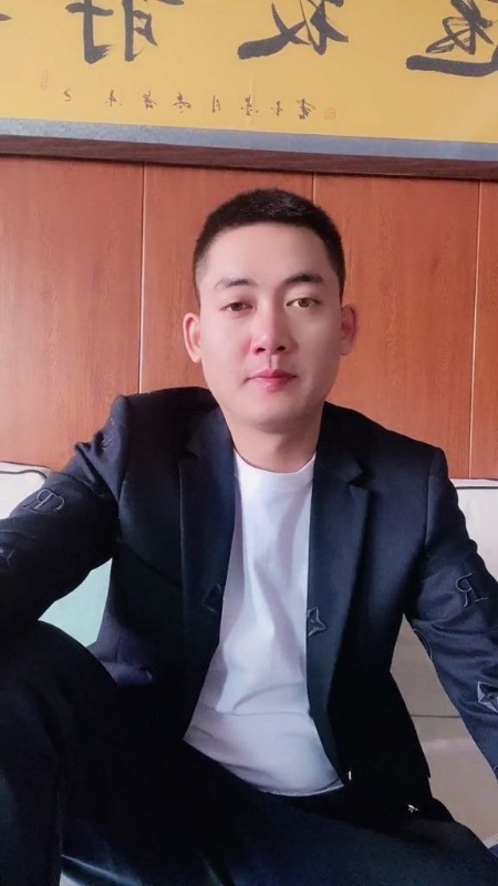 李泽胜的第一张照片--光泽相亲网