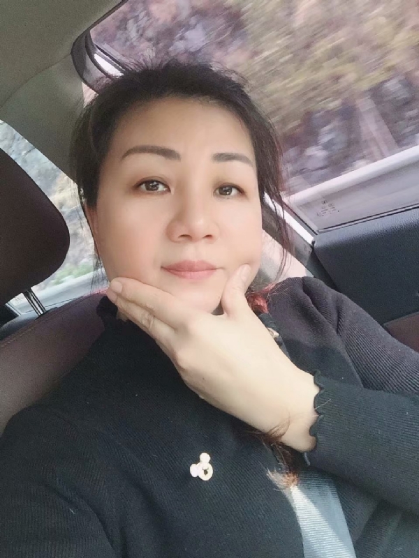 珍珍的第一张照片--光泽相亲网