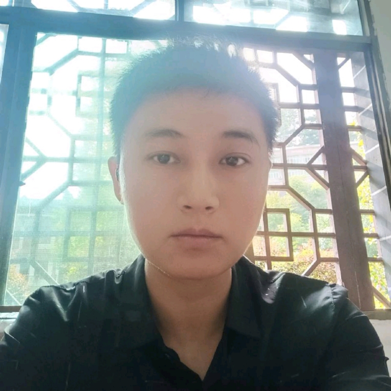枫叶的第一张照片--光泽相亲网