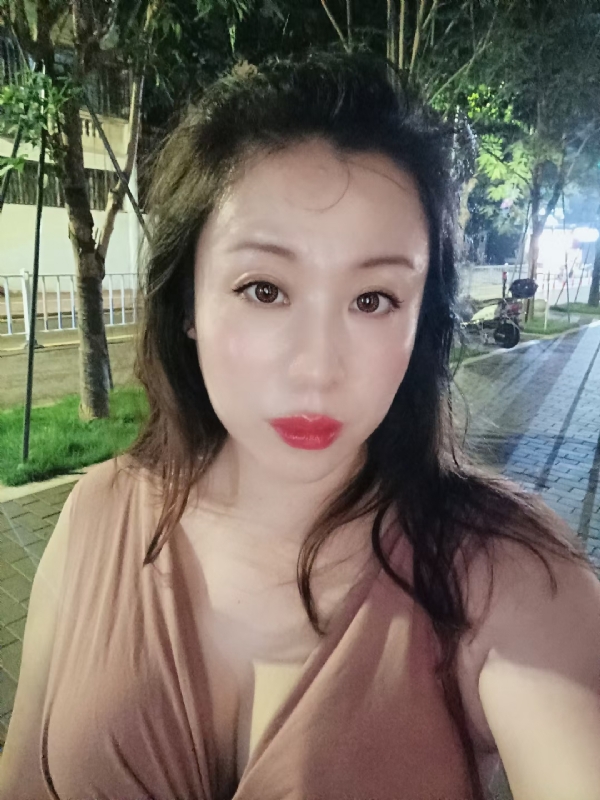 叶子青青的第一张照片--光泽相亲网