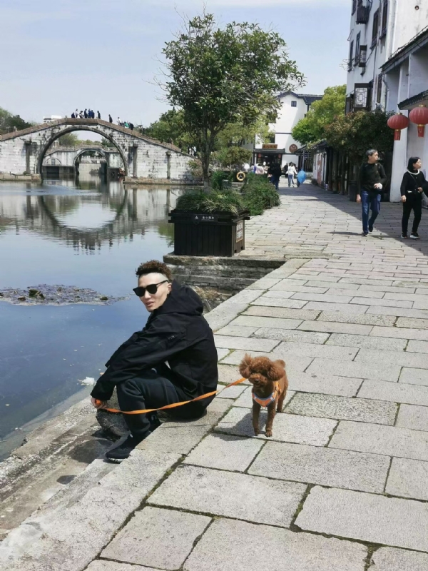 皮卡丘的第一张照片--光泽相亲网