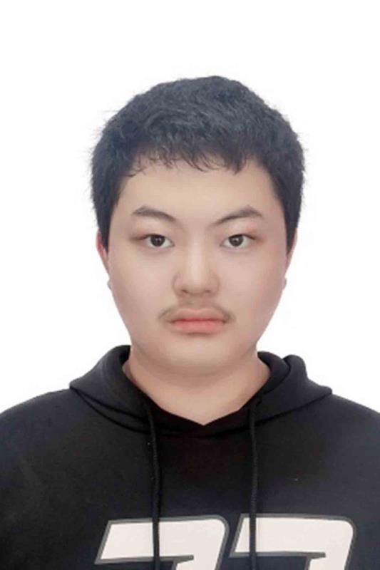 爱笑的男孩的第一张照片--光泽相亲网